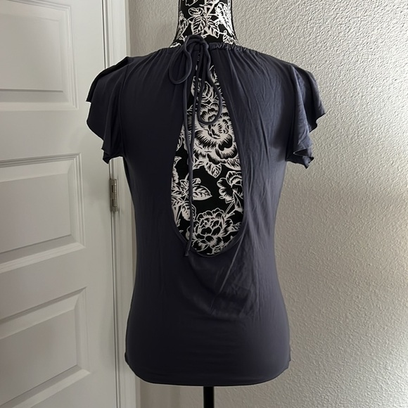 OXMO short ruffle sleeve low cut blouse L - Picture 5 of 14